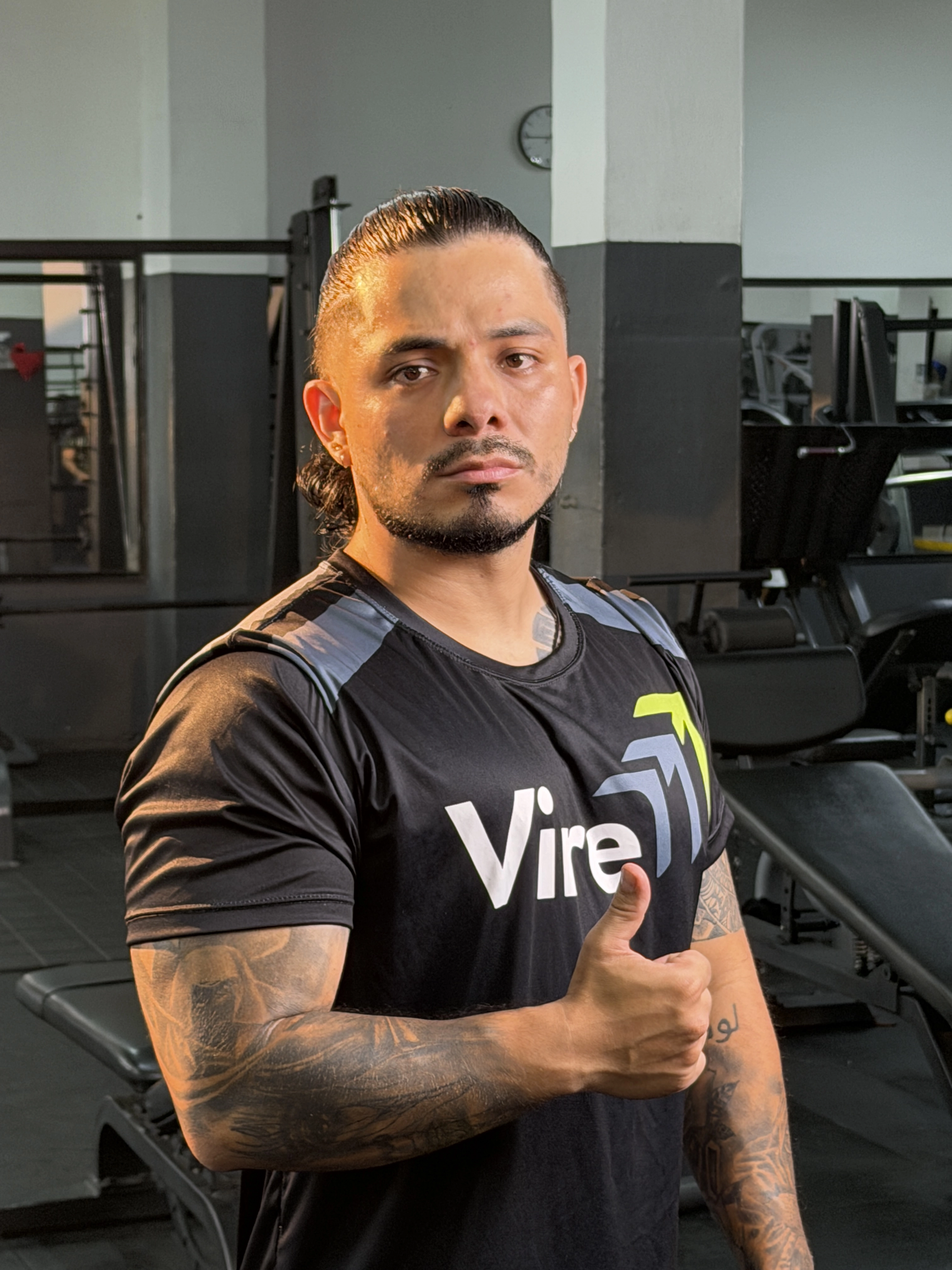Andrés López, embajador de Vire