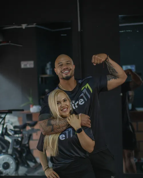 Esteban Uribe and Luisa Morales, VIRE ambassadors, at the gym