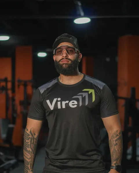 ZapataFit, personal trainer, on the gym floor
